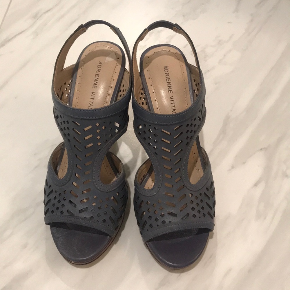Adrienne vittadini heels